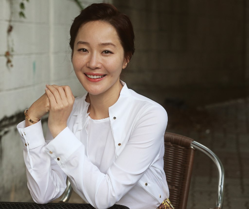 엄지원 프로필