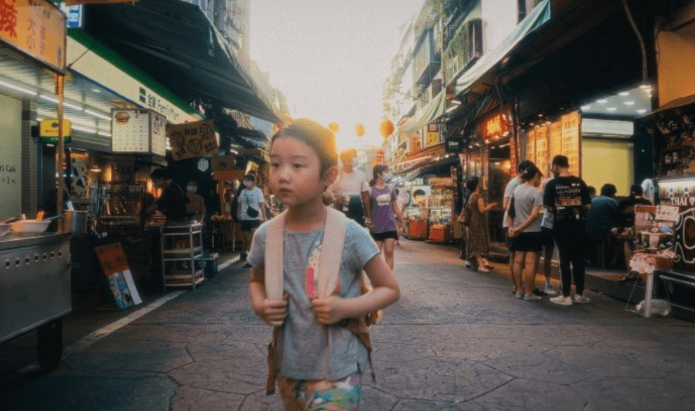 전통을 넘어 새로운 세대를 향한 메시지