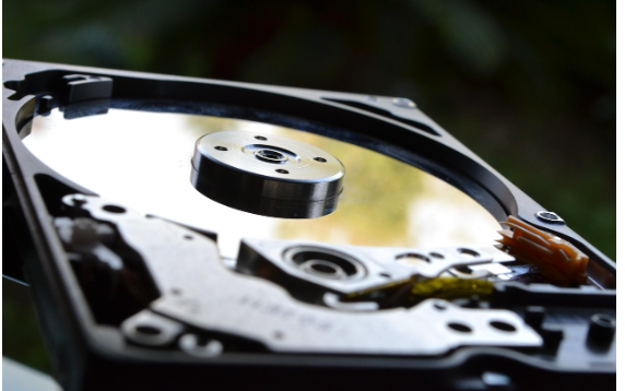 윈도우 업데이트 설정에서 업데이트 일시 중지 기간을 설정하는 화면