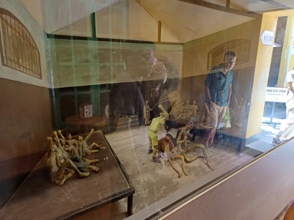 하노이 가볼 만한 곳, 하노이 호아로 감옥 박물관 방문 후기