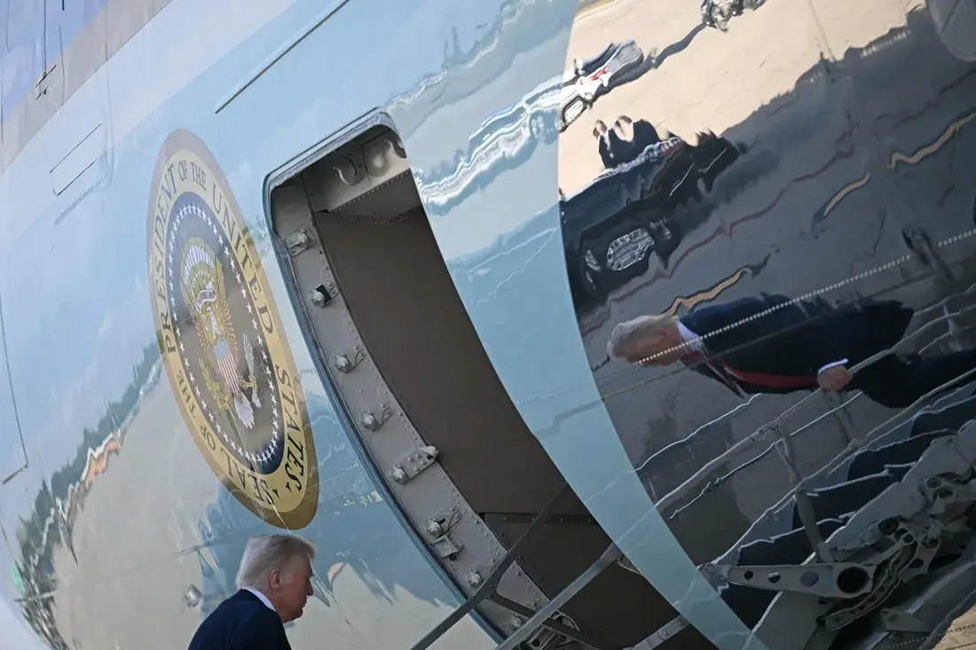 도널드 트럼프, 미국 대통령 3선 도전 시사&hellip;헌법 장벽 넘을 수 있을까?