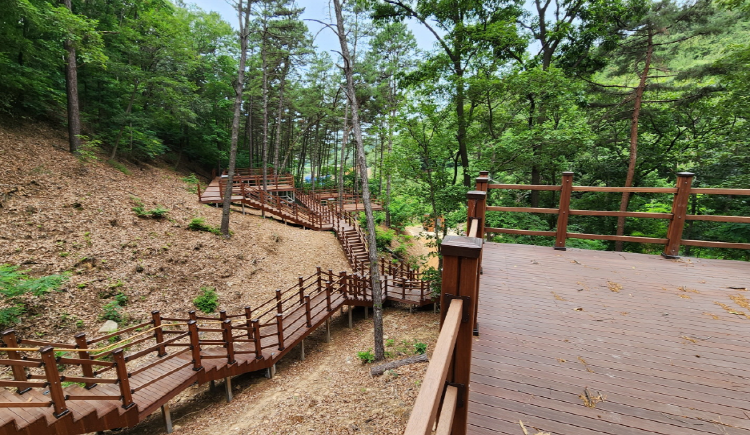 무봉산 자연휴양림