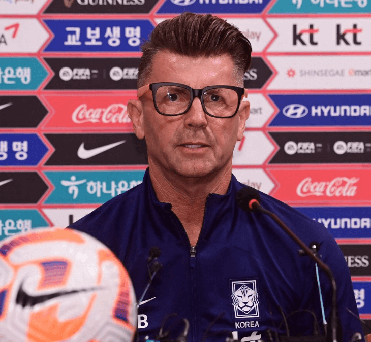 여자 월드컵 엔트리 콜린 벨 감독