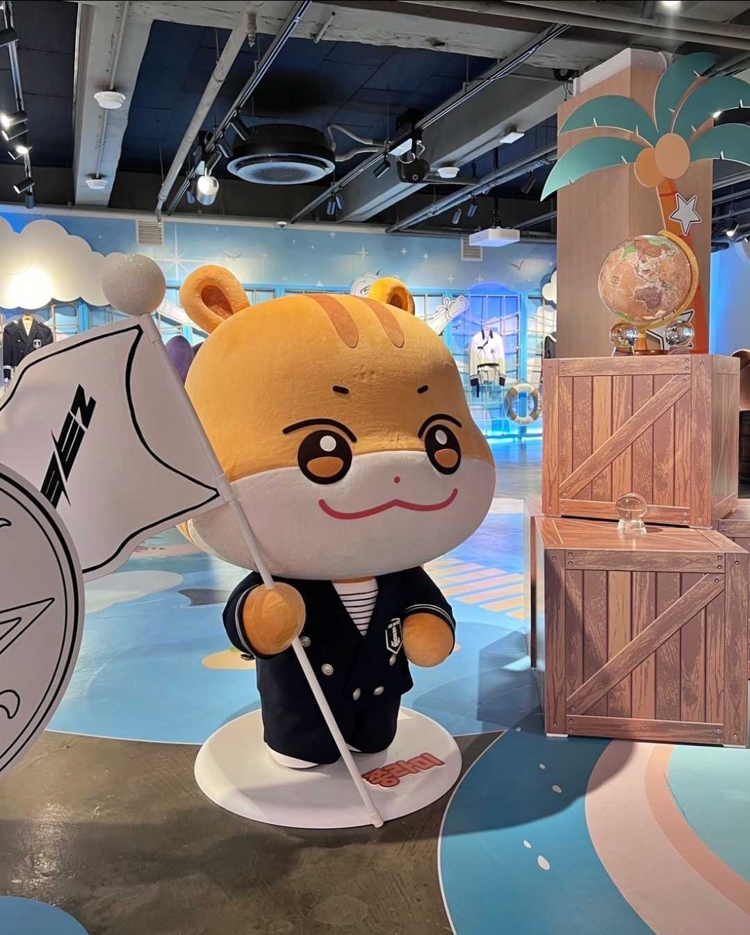 에이티즈 성수 팝업 애니티즈 인 일루전