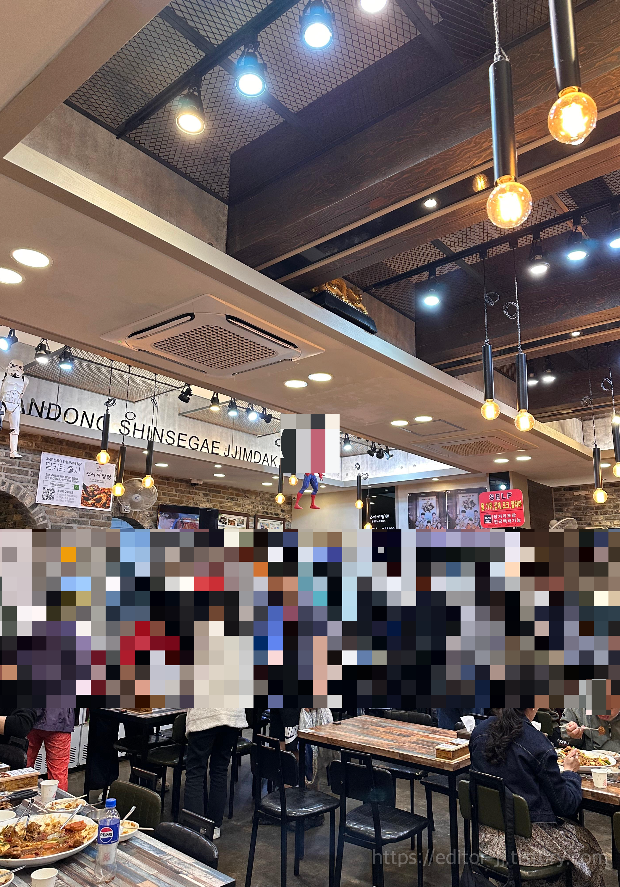 안동신세계찜닭 가게내부전경