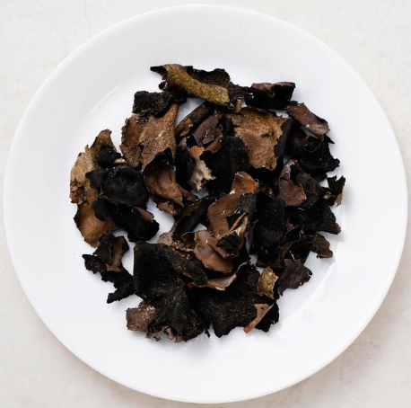 한국의 떡 종류 석이편-석이버섯