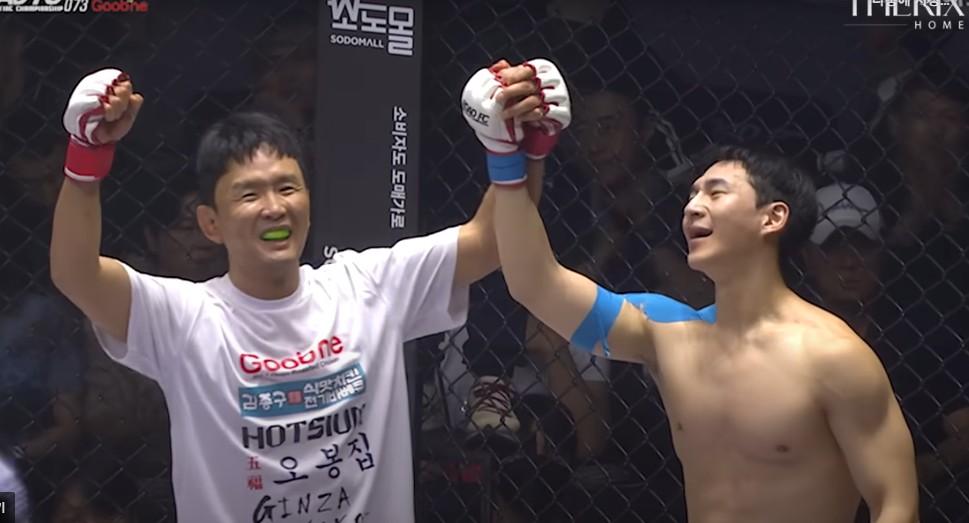 윤형빈vs밴쯔 출처: 유튜브 ROAD FIGHTING CHAMPIONSHIP 