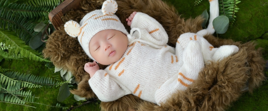 잠자는 아기 사진