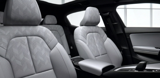 100만원 인하 폴스타2 롱레인지 싱글모터와 듀얼모터 가격 및 제원, 배터리 비교