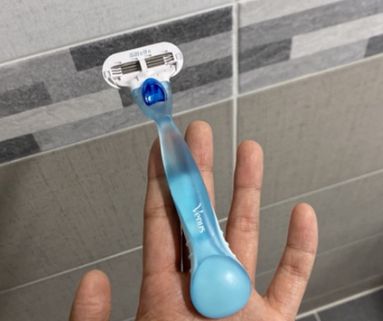 부드러운-여성-면도기-추천-제품