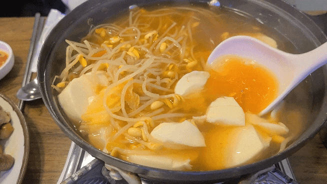 김치콩나물순두부찌개