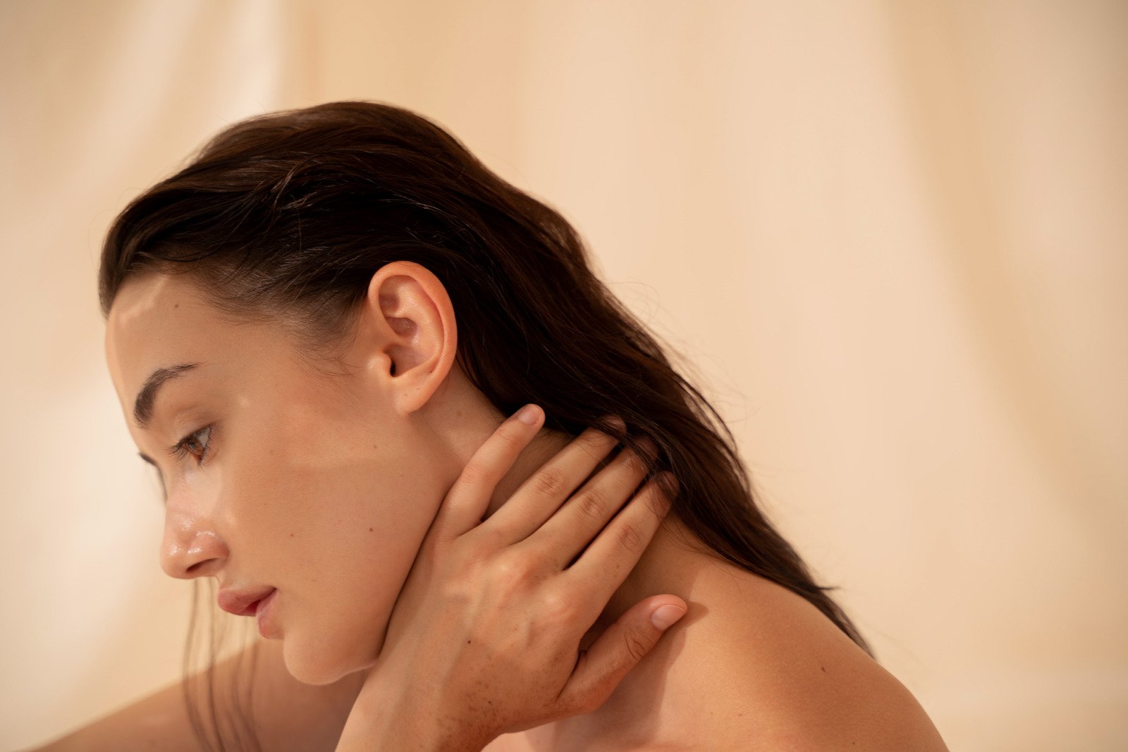 피부와 미생물: 유익균과 유해균의 균형이 피부 건강을 결정한다!