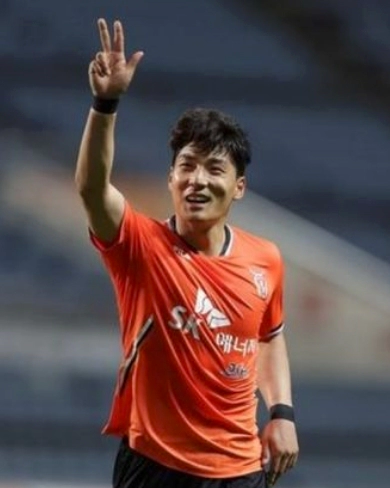 주민규 축구선수 프로필 나이 고향 등번호 연봉