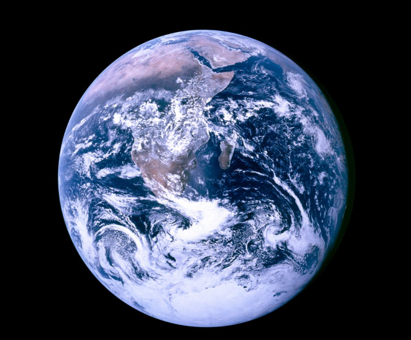 우주에서 바라본 우주 전체 사진