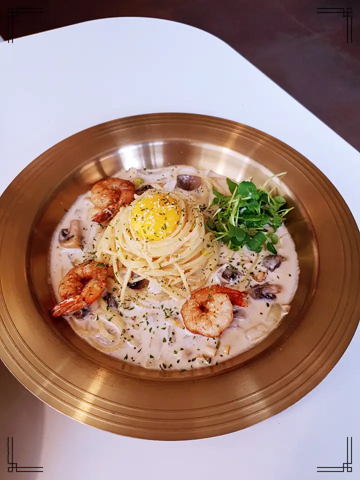 생방송오늘저녁 공주 계룡산 겨울 절경 사찰 개조 절 브런치 카페 대추차 & 자연 송이 버섯 떡국 맛집 추천