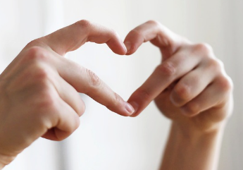 엄지손가락 통증의 원인, 증상, 치료법 총 정리 (2025 ver.)