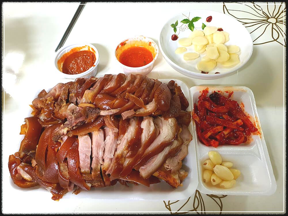 성남 중앙시장 명성왕족발