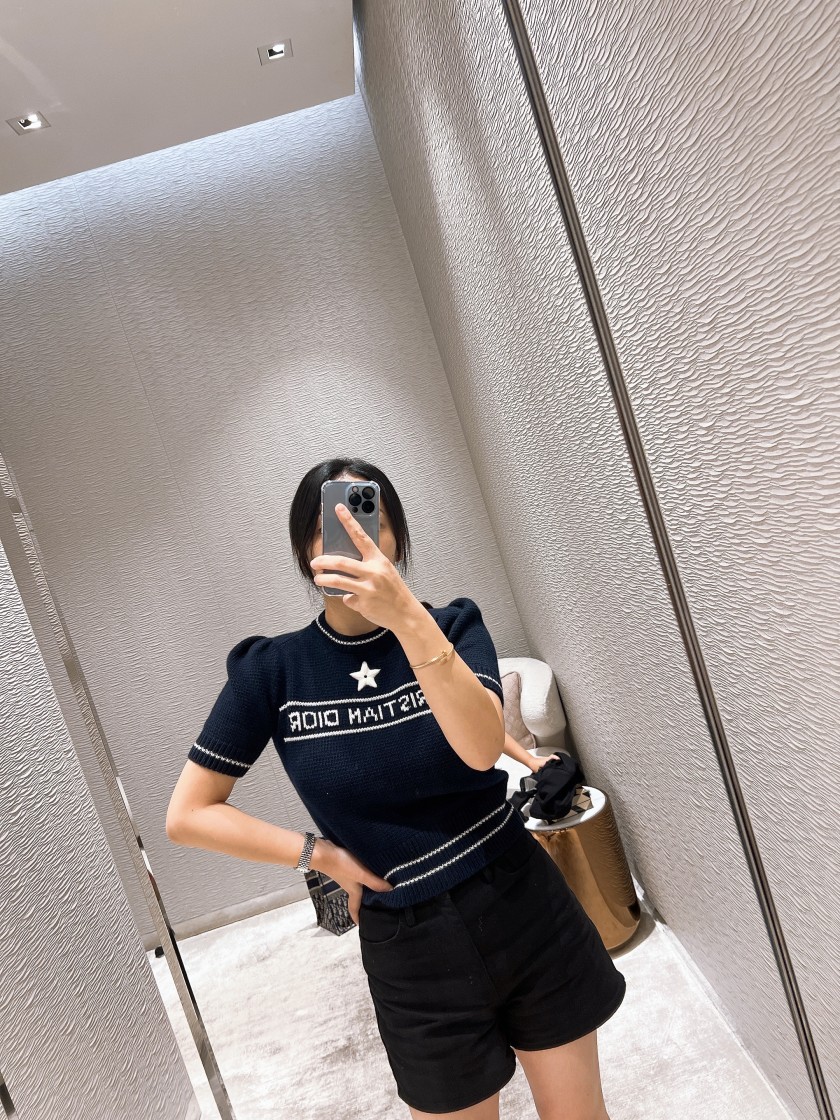 기온별 옷차림 정리 여자 반팔니트