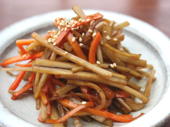 완성된 우엉조림