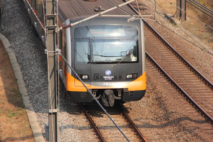 서울 시내버스 파업 대비 비상수송대책 중 하나인 지하철 연장과 관련된 지하철 사진