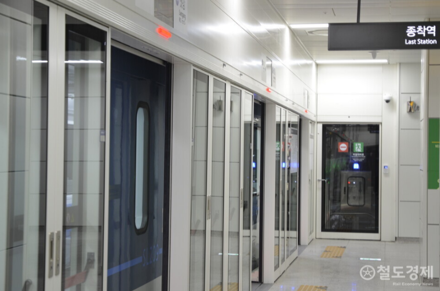 샛강역 추락사고,전동휠체어 추락,스크린도어 사고,신림선 무인열차,장애인 이동권,지하철 안전 문제