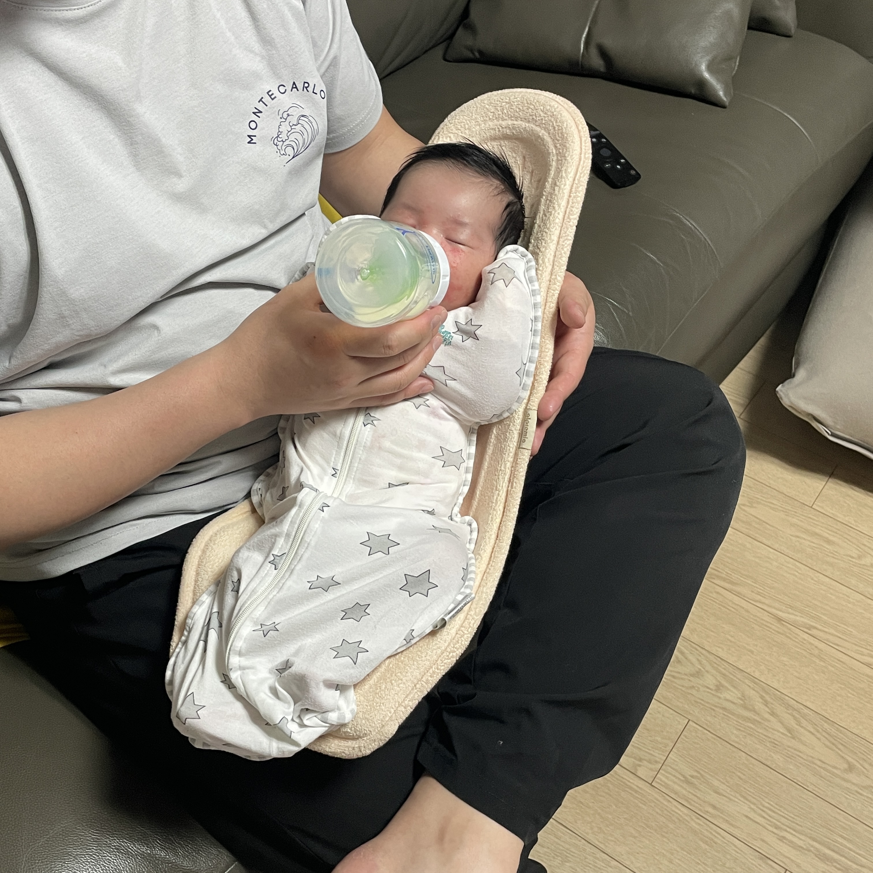 조리원 퇴소 후 신생아 밤수유