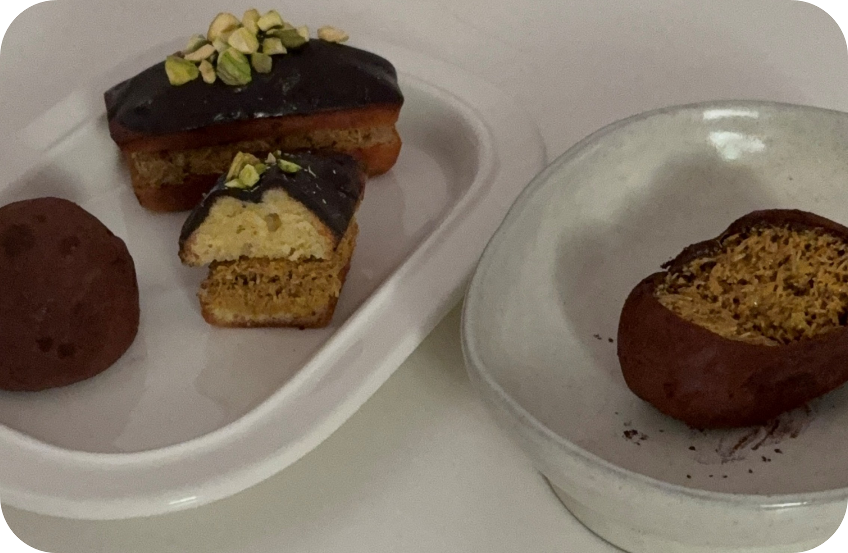 겉은 찹쌀떡처럼 말랑하고&amp;#44; 속은 라면 과자처럼 바삭