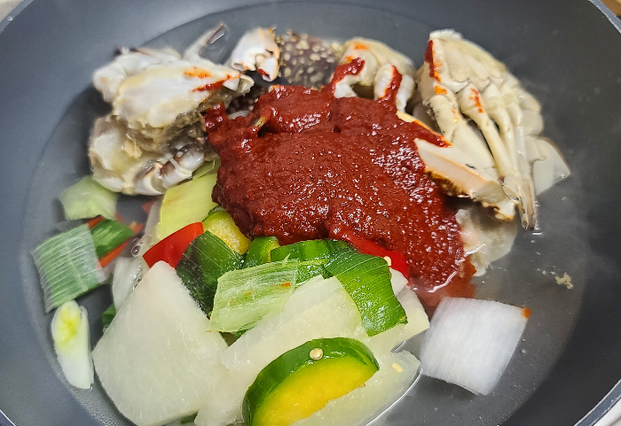 셰프애찬 태안 신진도 꽃게탕 밀키트 깔끔한포장 다양한채소 특별양념소스 청양고추 찌개두부