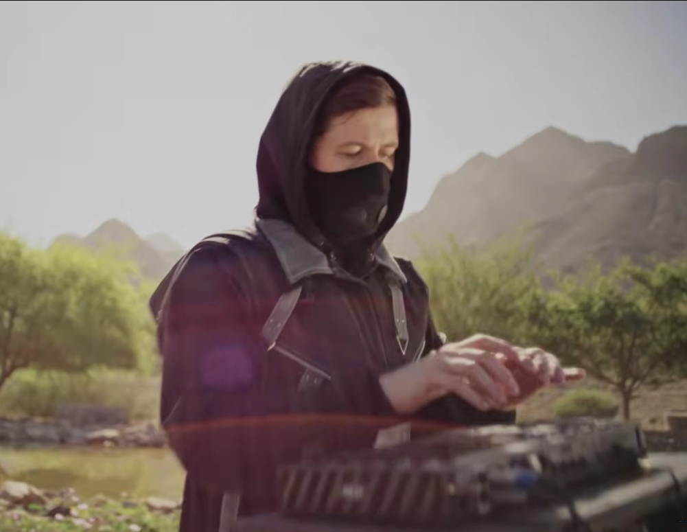 Alan Walker (feat. Sorana) Eroina