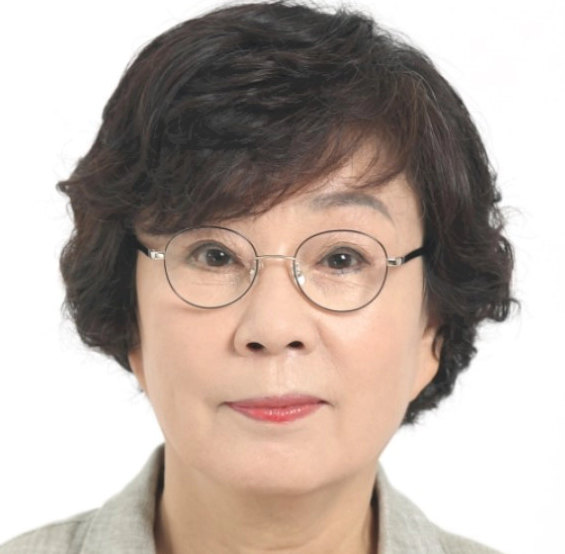 유시춘 프로필 나이 고향 학력 경력 동생 | 유시춘 김영란법 법카 논란 이유