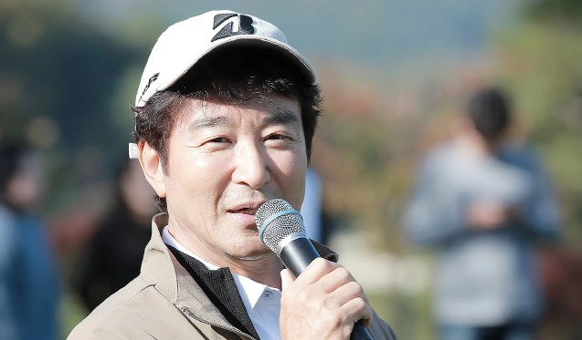 홍요섭 나이 키 리즈 커리어 프로필