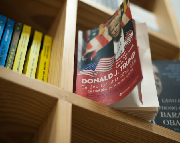 도널드 트럼프 관련 책