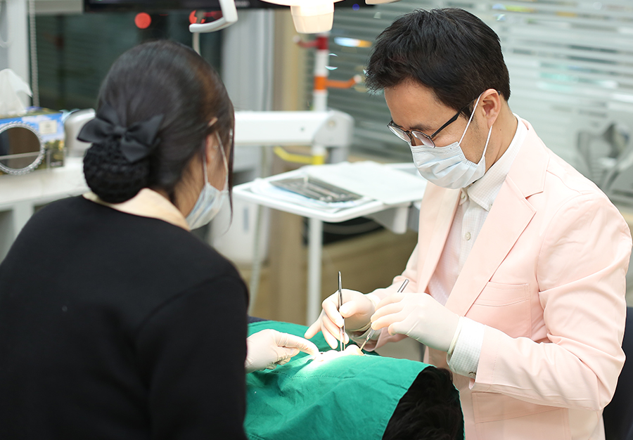 서울시 중랑구 상봉동에 위치한 태미안치과의 10년 이상 신뢰 진료 안내