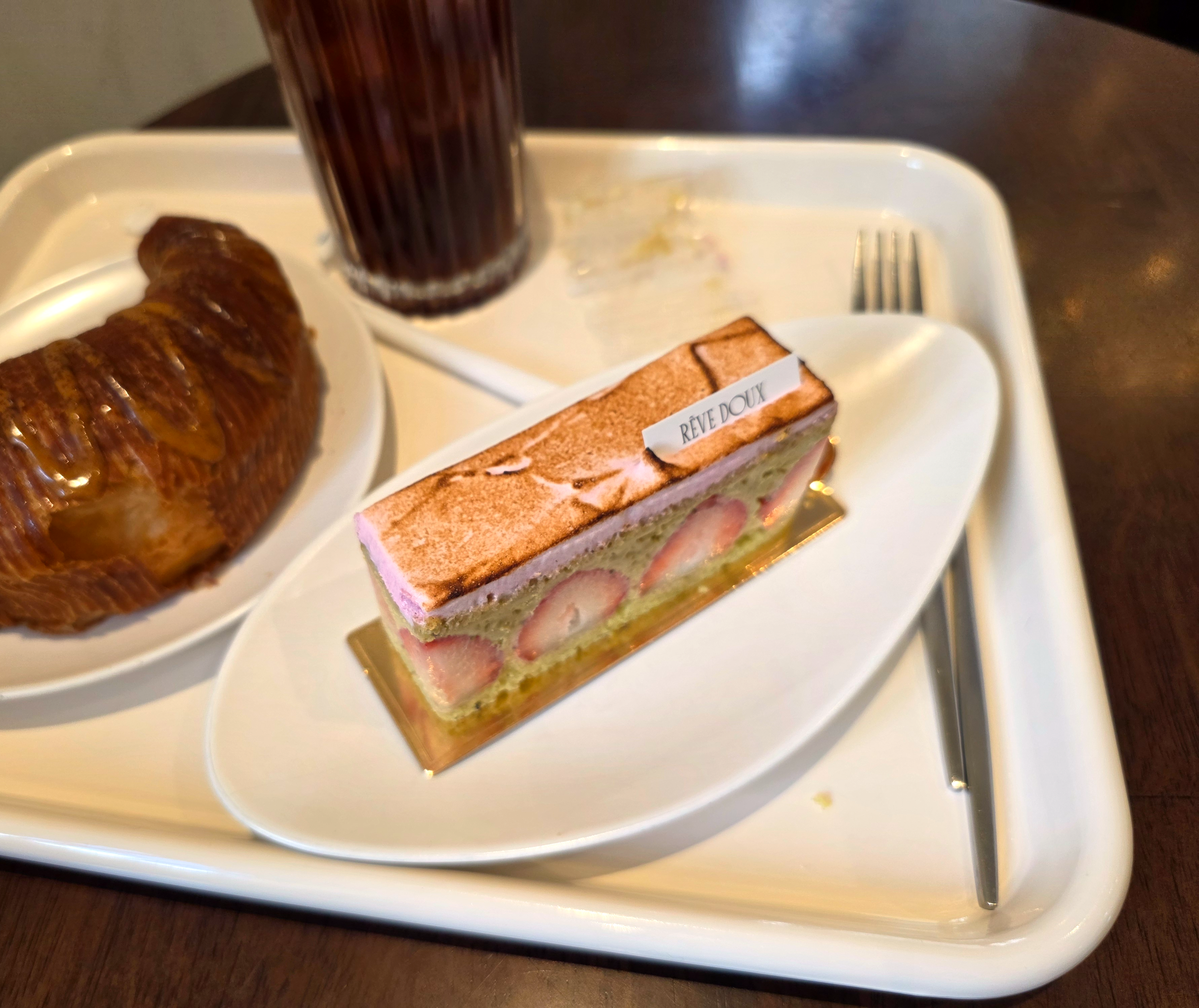 잠실송리단길디저트카페레브두프레지에