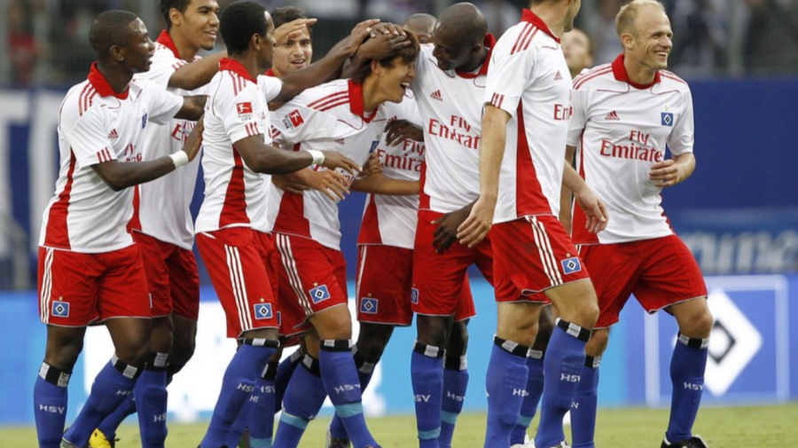 손흥민이 첼시와의 프리시즌 경기에서 종료 3분을 남기고 2-1 역전골 득점에 성공한 모습