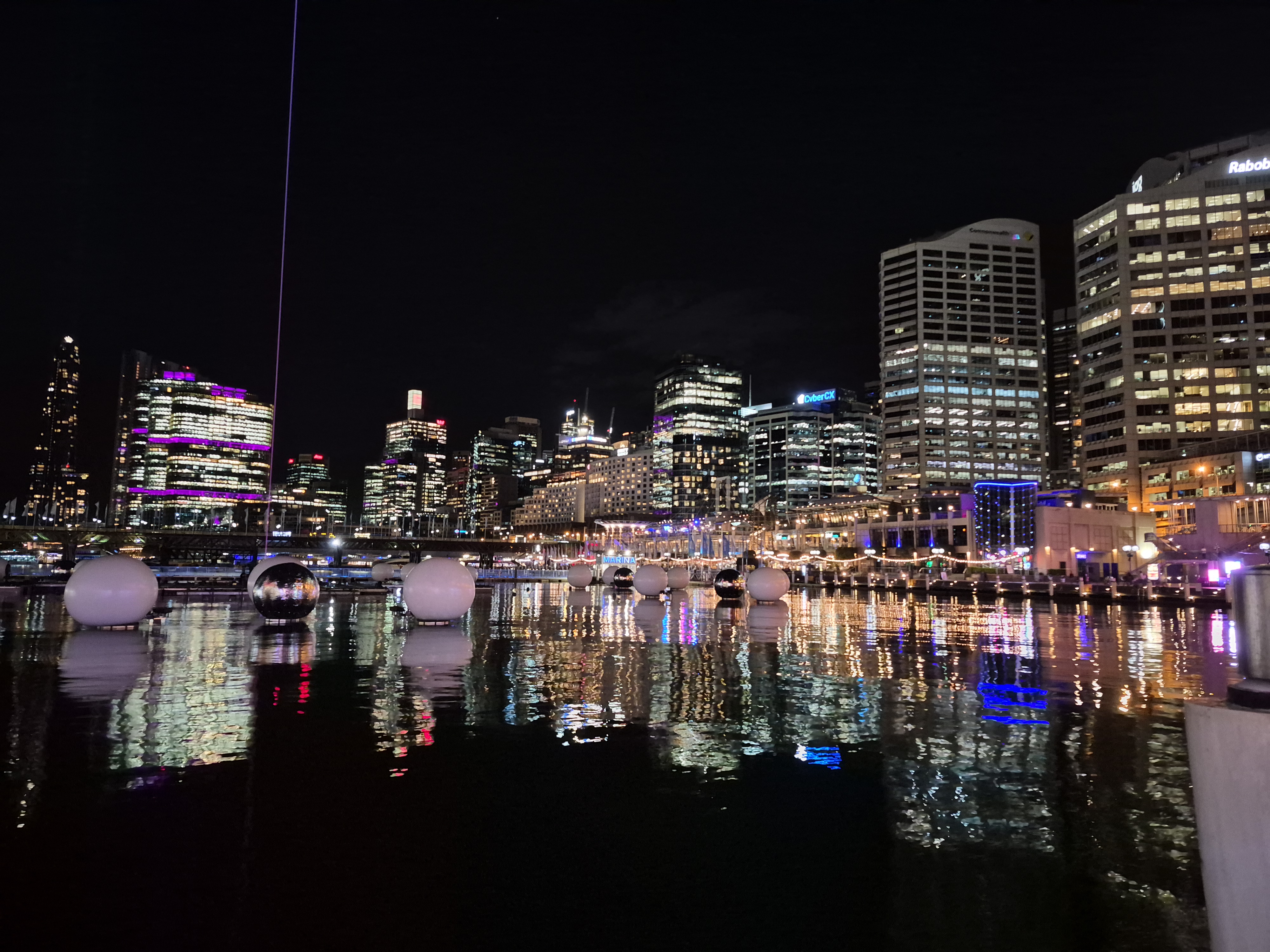 달링 하버(Darling Harbour) 야경 시드니 비비드 축제 준비 전