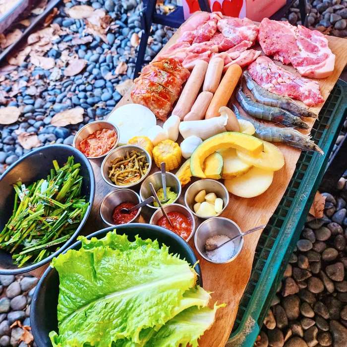 생방송투데이 하남 검단산 진한 육즙 팡팡 캠핑 텐트 돼지고기 모둠 바베큐 구이 맛집