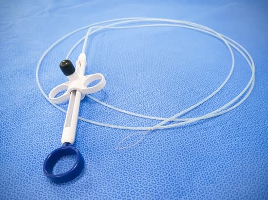 대장내시경 용종 절제술 (Polypectomy): 대장암 예방의 첫걸음