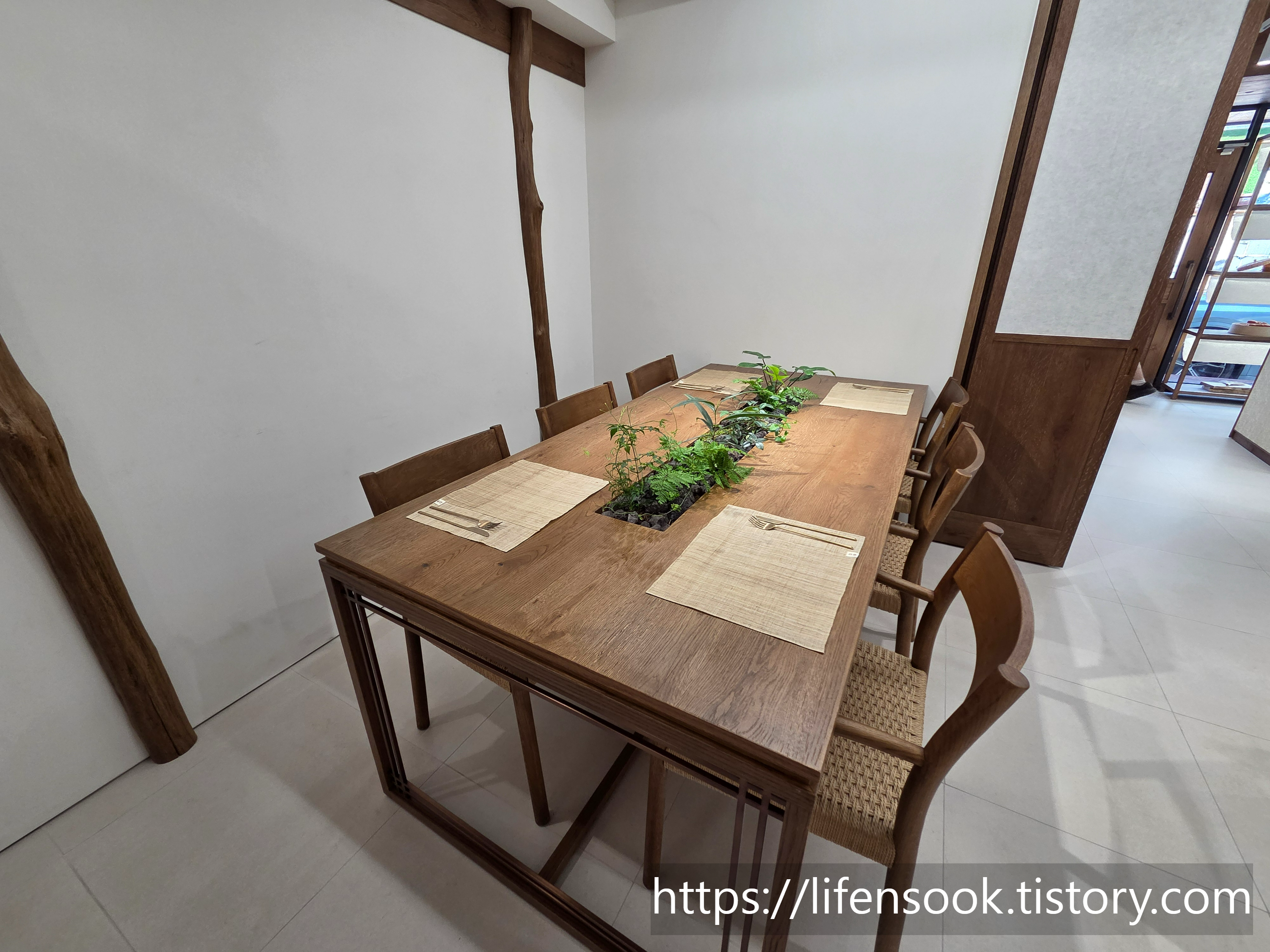 미무 내부 (브런치 공간) 3