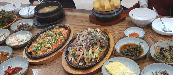 고추장불고기 정식 1인 9,900원