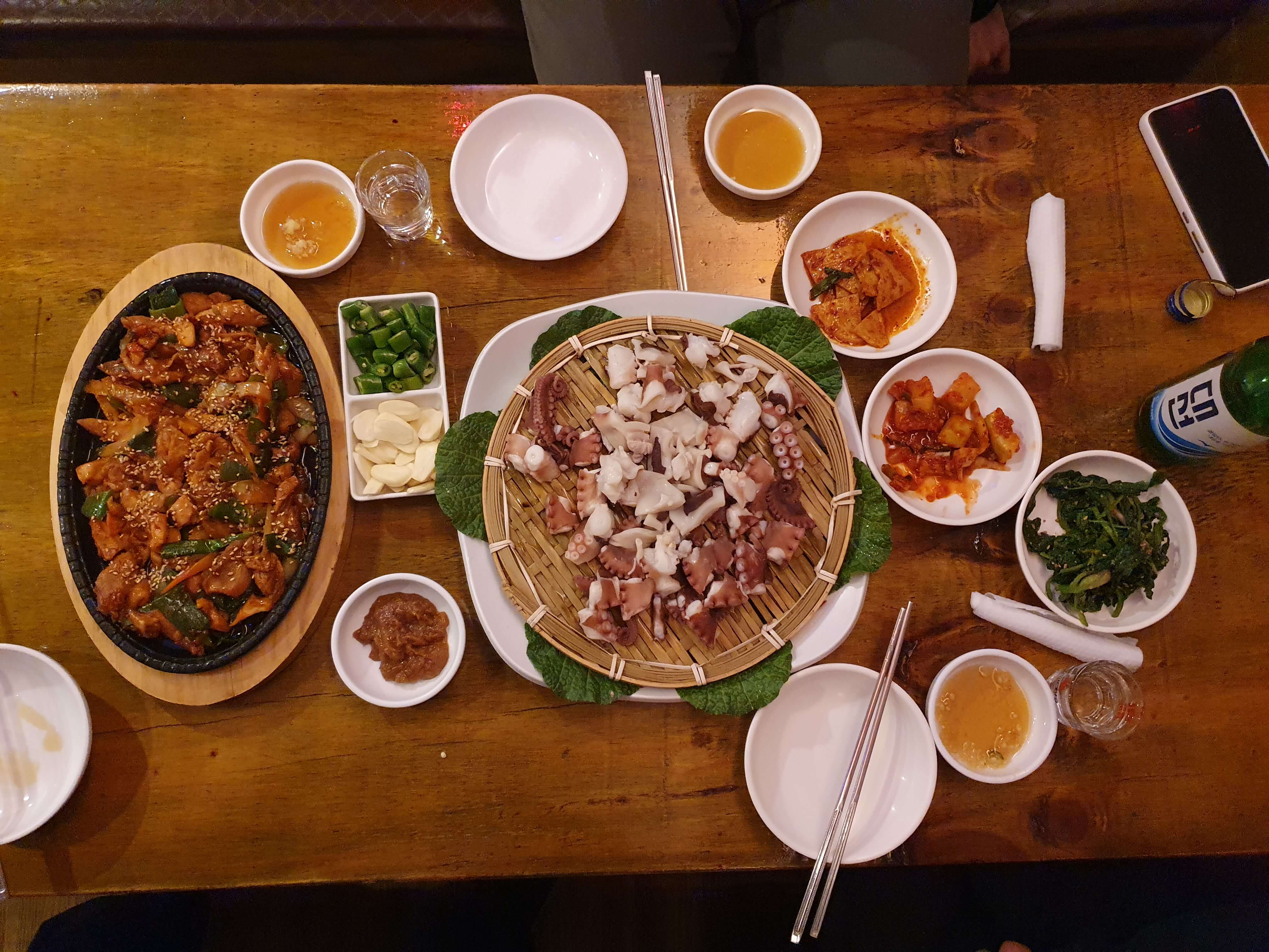 만냥집 주문 메뉴 가격 문어 숙회 34,000원, 숯불닭갈비 16,000원