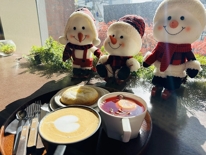 벽돌집 카페 음료와 디저트