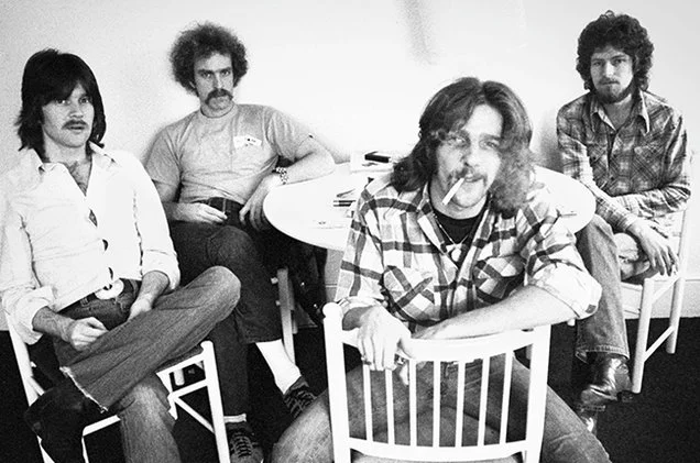 밴드 이글스 흑백사진