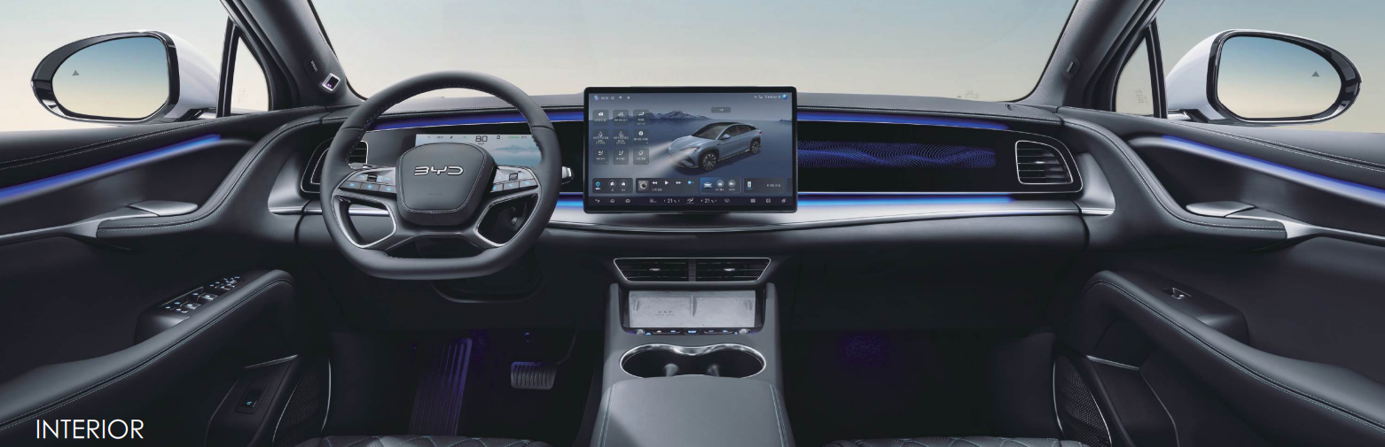 회전형 디스플레이가 탑재된 BYD 씨라이언 실내
