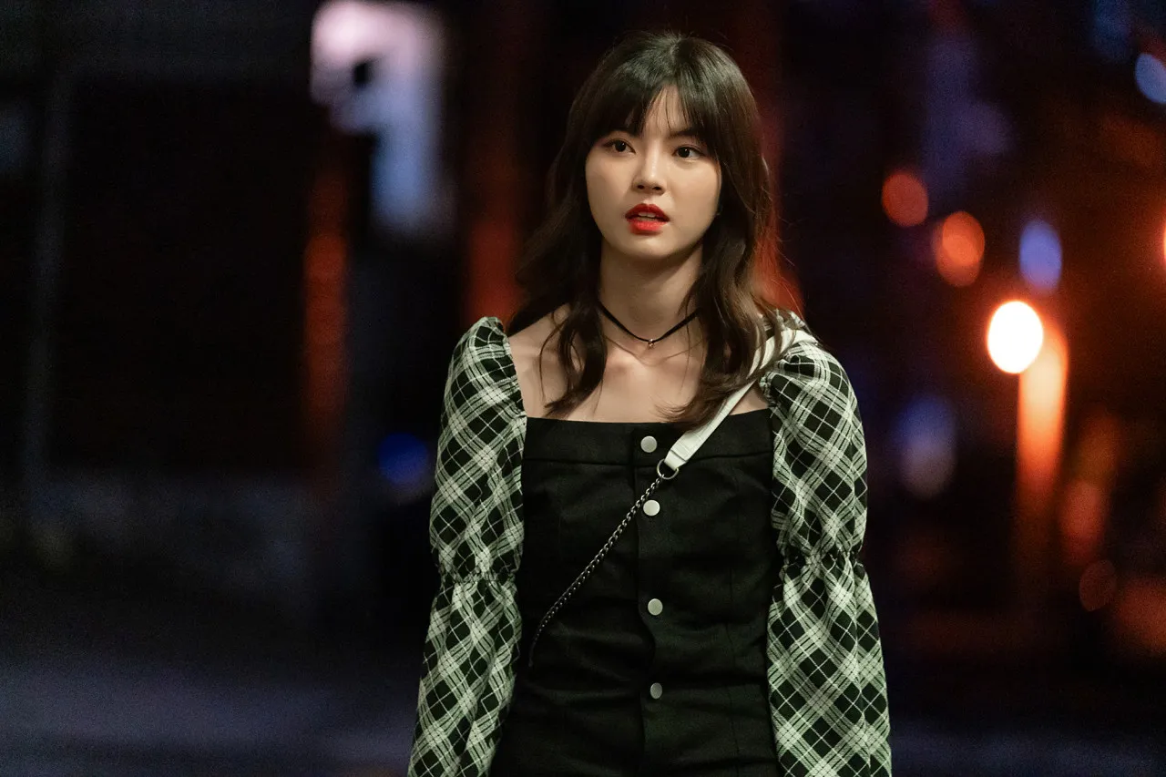 양혜윤 역(홍예지)