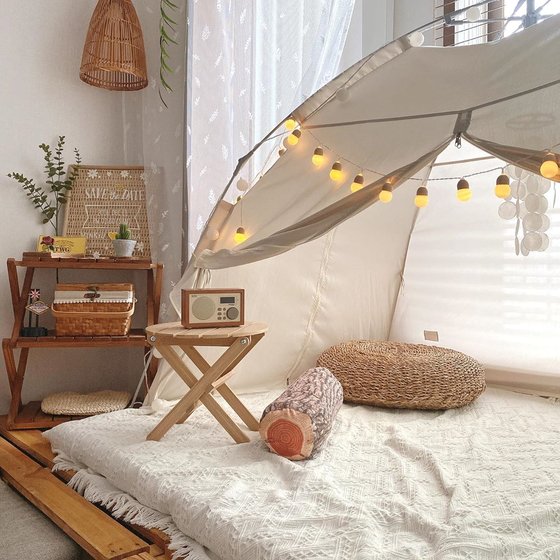 홈캠핑으로 아늑한 잠자리 꾸미기