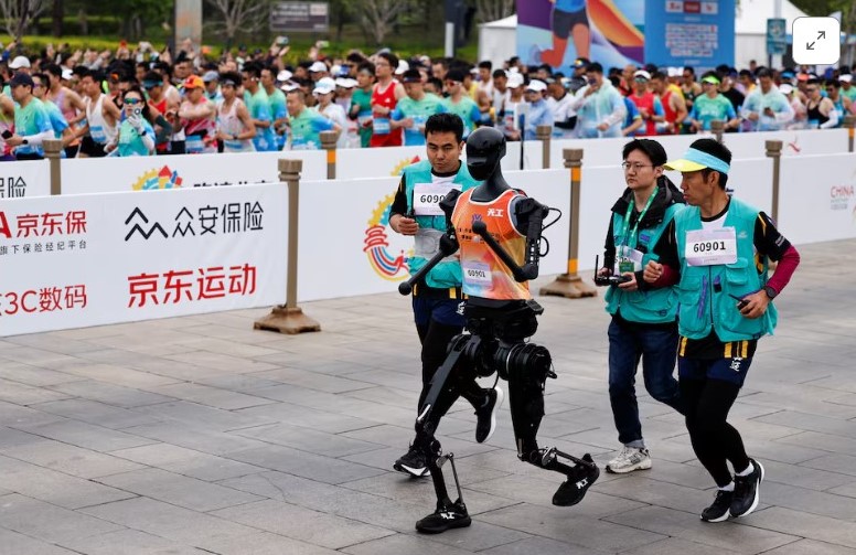 로봇 하프마라톤