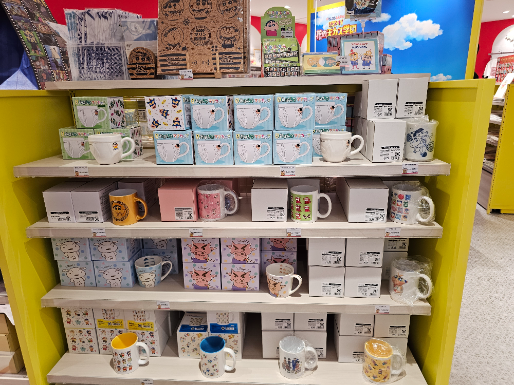 이케부쿠로 선샤인시티 크레용신짱 시네마 퍼레이드 스토어