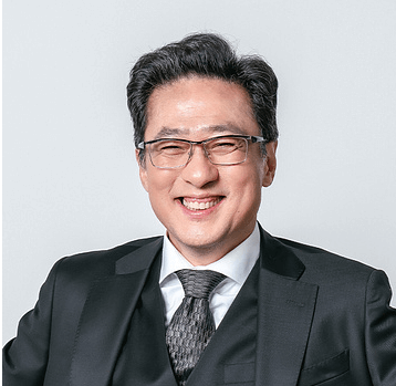 한무철(손창민)