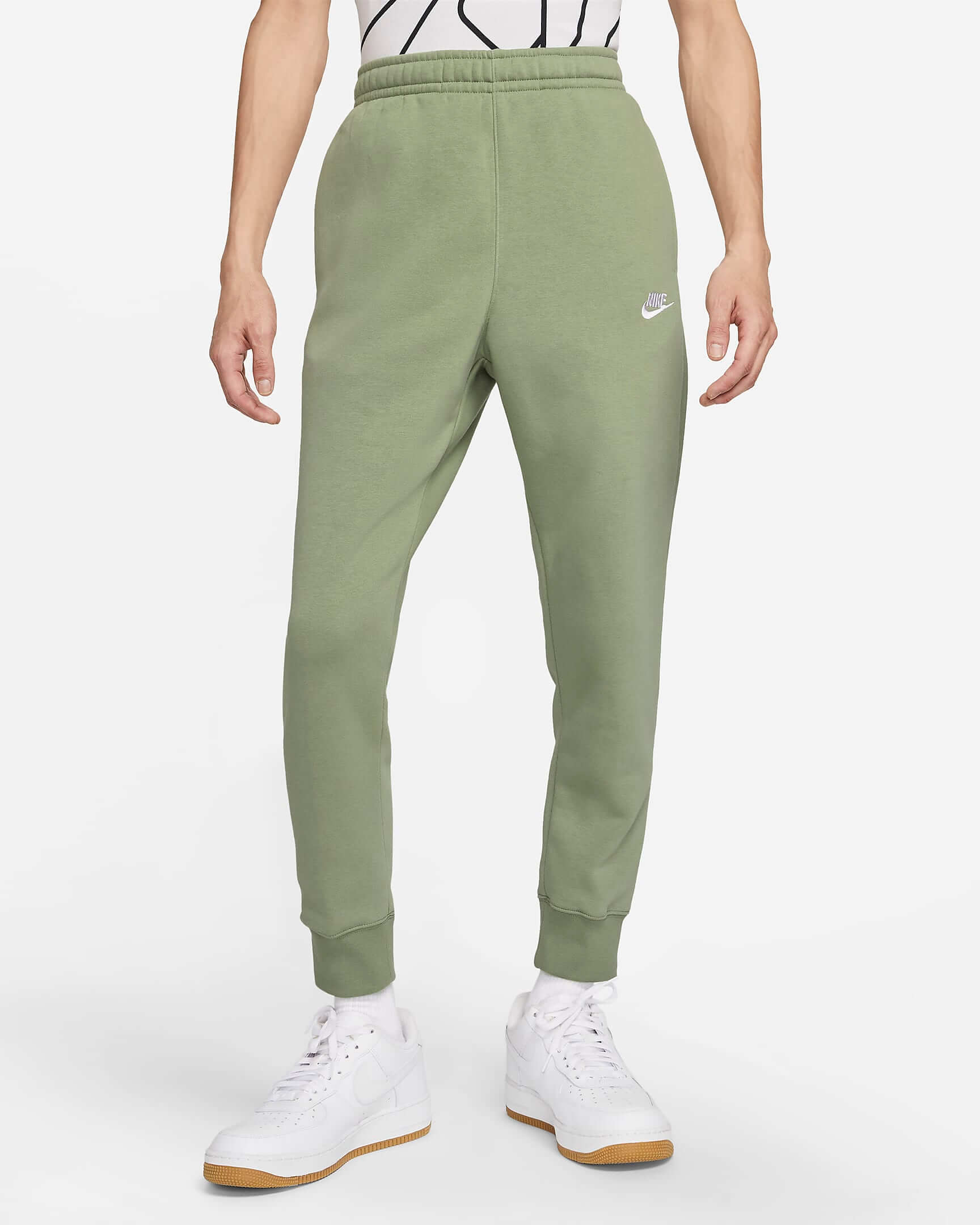 나이키 남성 조거팬츠 제품 추천 및 색상 알아보기